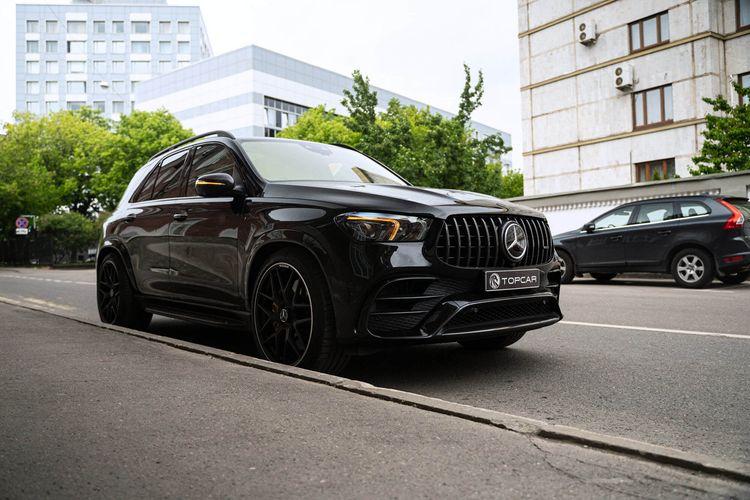 Luxury car rental in Moscow without a driver from TOPCAR.