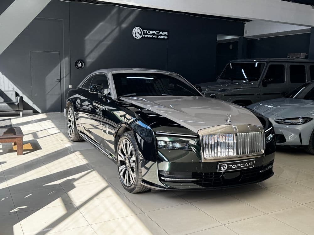 Прокат Rolls-Royce Spectre в Москве — премиальный электромобиль