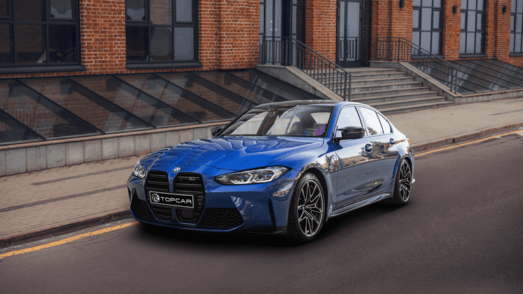 BMW M3 Competition G80 внешний вид синего спортивного автомобиля