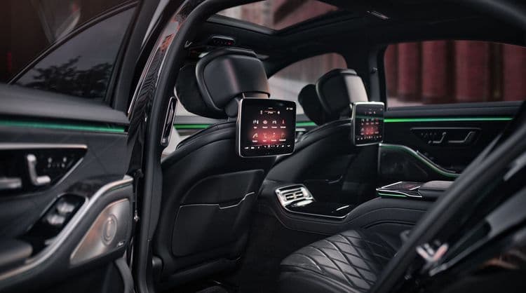 Задний ряд сидений Mercedes W223 Brabus интерьер представительского седана